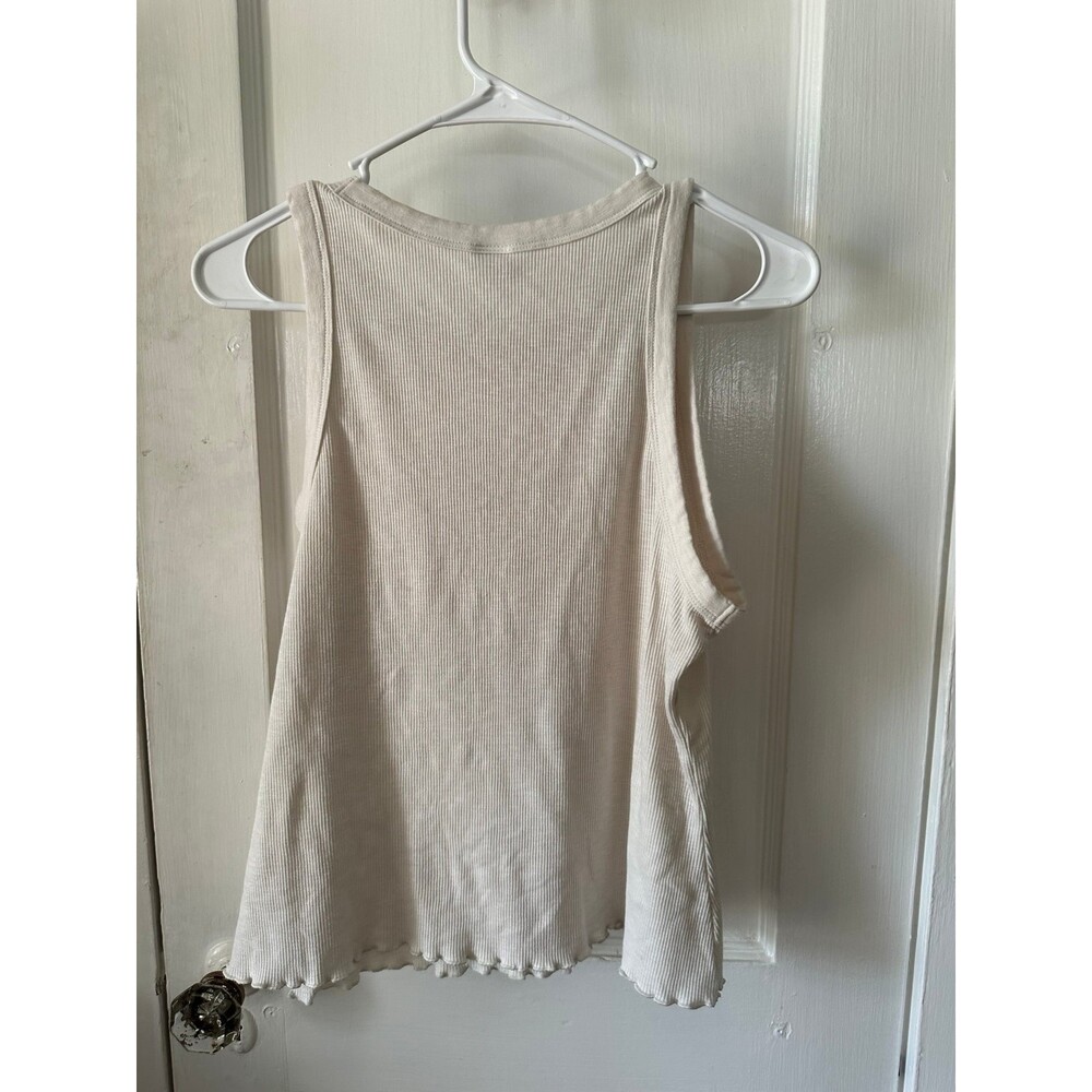 Old Navy Women’s size Large white tank top shirt - Picture 7 of 8